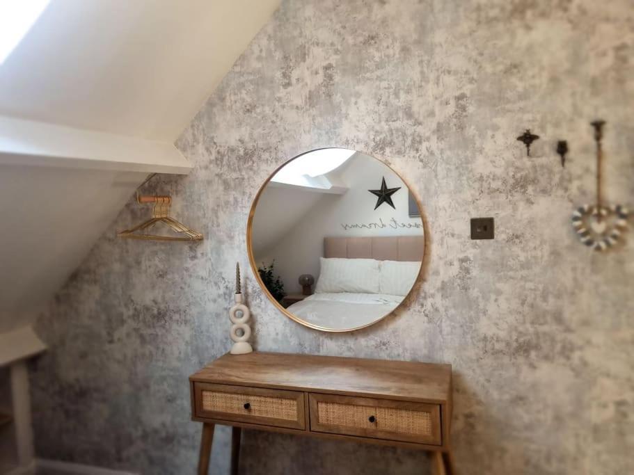 Cosy Moat House Cottage #3 Pembroke Extérieur photo
